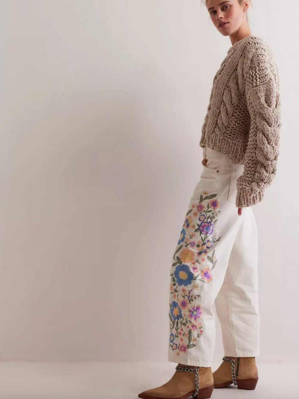 NWT We The Free Willow Floral Embroidered Jeans - Picture 2 of 10